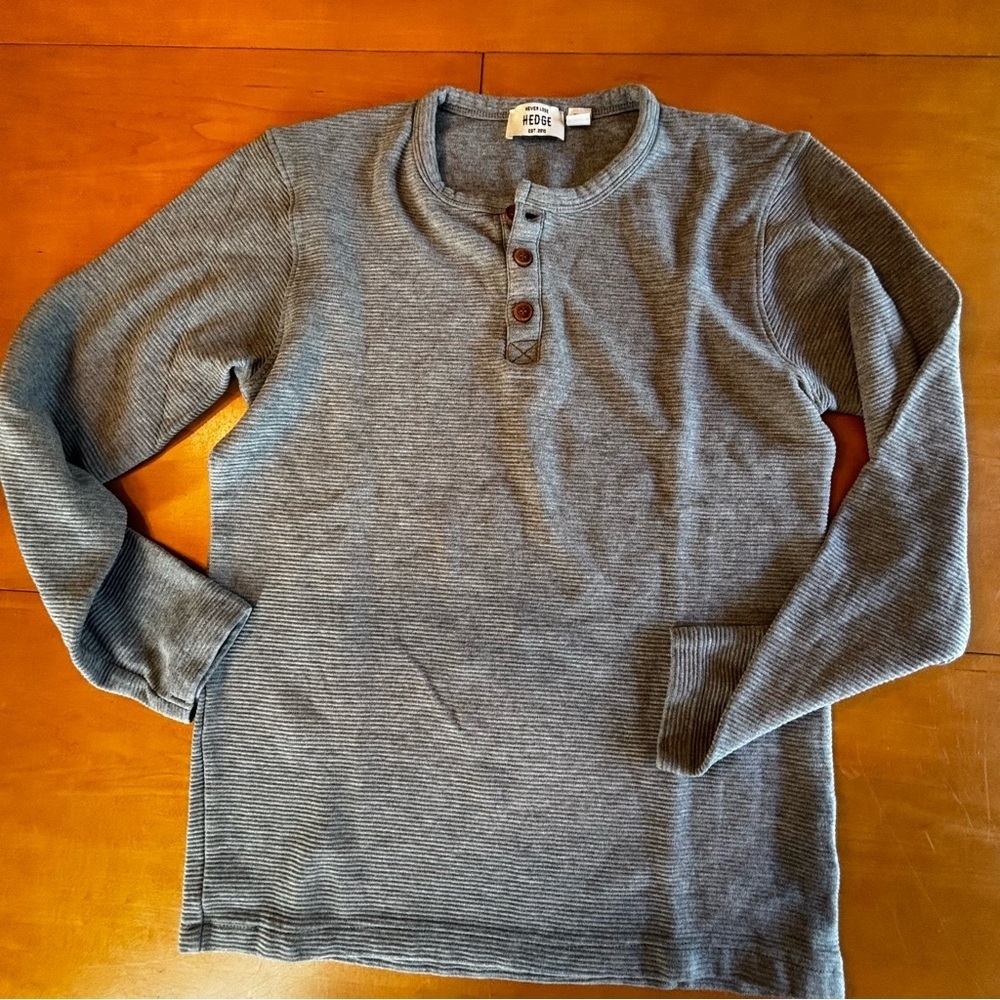 Hedge Never Loose M grey rib knit Henley long sleeve t shirt